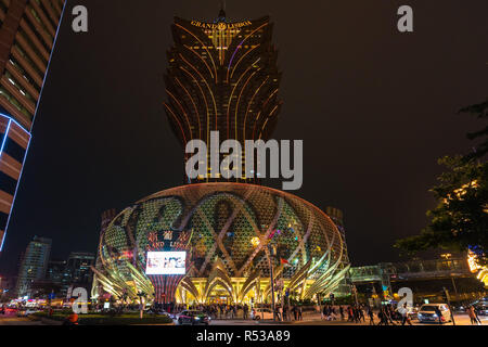 Night view of Grand Lisboa casino, the tallest building of Macau and one of the most famous landmarks. Macau, January 2018 Stock Photo