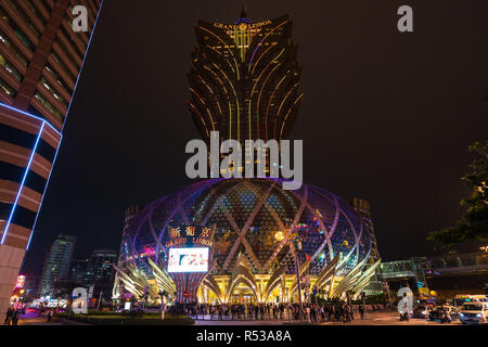 Night view of Grand Lisboa casino, the tallest building of Macau and one of the most famous landmarks. Macau, January 2018 Stock Photo