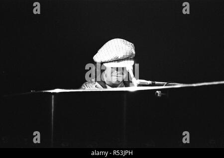 Elton John in concert at Birmingham Hippodrome. 21st April 1979 Stock Photo  - Alamy