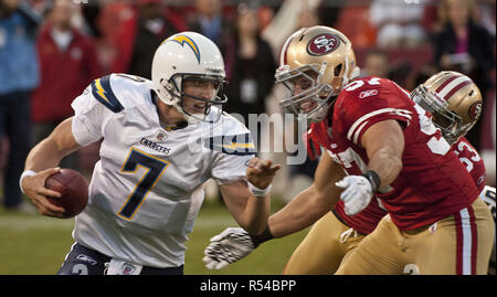 San Francisco 49ers linebacker Patrick Willis (52) during the fourth  quarter of an NFL football game in San Francisco, Sunday, Oct. 17, 2010.  (AP Photo/Marcio Jose Sanchez Stock Photo - Alamy