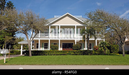 The Vero Beach, Florida home of Richard Littlejohn Stock Photo - Alamy