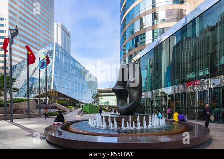 Exchange Square Plaza with fountain and Henry Moore sculpture. Hong Kong, Central, January 2018 Stock Photo