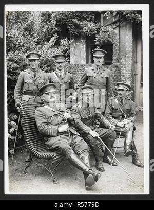 A medical group [Merville, France]. Royal army medical corps. Record of the Indian Army in Europe during the First World War. 20th century, 1915. Gelatin silver prints. Source: Photo 24/(315). Author: Girdwood, H. D. Stock Photo