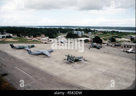 1994 - Aerial view of Moi International Airport in Mombassa Kenya, one of the main staging areas for the humanitarian airlift flying into Goma, Zaire supporting the Rwandan refugees. Stock Photo