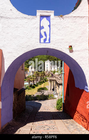 Italian style buildings and archway at the italianate village of Portmeirion, North Wales Stock Photo
