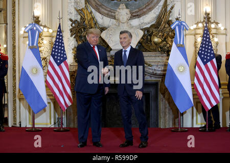 Buenos Aires, Argentina. 30th Nov, 2018. Argentina's President Mauricio Macri (R) meets with U.S. President Donald Trump in Buenos Aires, Argentina, Nov. 30, 2018. Credit: Martin Zabala/Xinhua/Alamy Live News Stock Photo