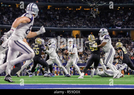 Oct. 24, 2009 - Arlington, Texas, U.S - September 28, 2009: Dallas Cowboys  defensive end Stephen Bowen #72. The Dallas Cowboys defeated the Carolina  Panthers 21-7 at Cowboy Stadium in Arlington, Texas. (