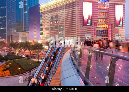 People on an elevated walkway, Century Avenue, Pudong, Shanghai, China Stock Photo