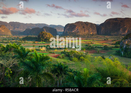 Cuba, Pinar del Rio Province, Vinales, Vinales Valley Stock Photo