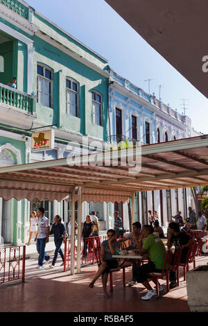 Cuba, Cienfuegos Province, Cienfuegos, Avenida 54 pedestrian street Stock Photo