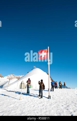 Sphinx Observatory & Tourists, Jungfraujoch Top of Europe,  Grindelwald, Bernese Oberland, Highlands, Switzerland Stock Photo