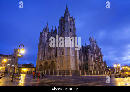 Spain, Castilla y Leon Region, Leon Province, Leon, Catedral de Leon, cathedral Stock Photo