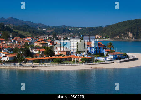 Spain, Asturias Region, Asturias Province, Ribadesella, vacation homes by Playa de Santa Marina beach Stock Photo