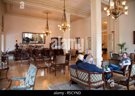 Orient Bar in the Pera Palace hotel, Beyoglu area, Istanbul, Turkey Stock Photo