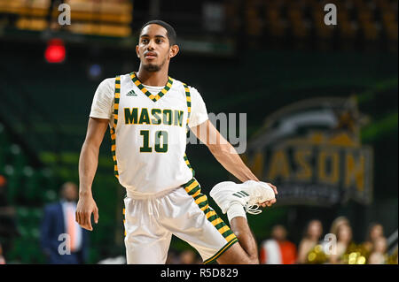 Fairfax, Virginia, USA. 28th Nov, 2018. JAMAL HARTWELL II (10) stretches during the game held at Eaglebank Arena in Fairfax, Virginia. Credit: Amy Sanderson/ZUMA Wire/Alamy Live News Stock Photo