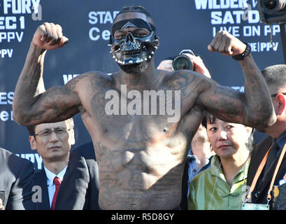 Los Angeles, USA, 30 November 2018. Heavy weight boxer Deontay Wilder wears a skull mask during todays weigh in Friday. Deontay Wilder will be fighting Tyson Fury Saturday night at Staples Center for the heavyweight championship on Showtime PPV. Los Angeles, CA. Nov 30, 2018.Photo by Gene Blevins/ZumaPress. Credit: Gene Blevins/ZUMA Wire/Alamy Live News Credit: ZUMA Press, Inc./Alamy Live News Stock Photo