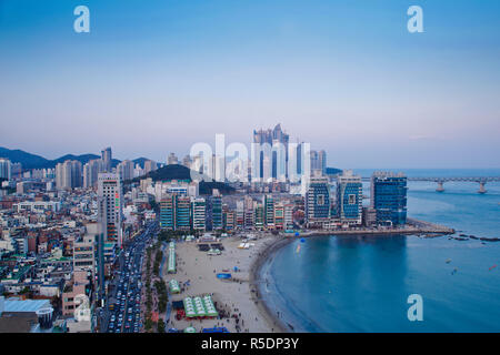 Korea, Gyeongsangnam-do, Busan, Gwangan - Gwangalli beach, Ariel view of Gwangalli Eobang Festival on Gwangan beach, to the right is Gwangan Bridge, - Diamond Bridge Stock Photo