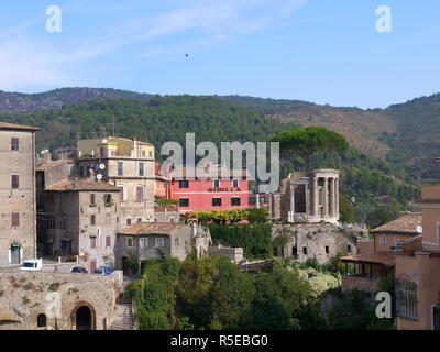 TIVOLI, ITALY - SEPTEMBER 29, 2017: Beautiful park of Villa Gregoriana and charming medieval buildings in Tivoli, a day trip from Rome Stock Photo