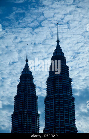 Petronas Towers, Kuala Lumpur, Malayasia Stock Photo - Alamy