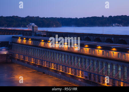USA, Alabama, Muscle Shoals Area, Florence, Wilson Lock and Dam, Lake Wilson and Tennessee River Stock Photo