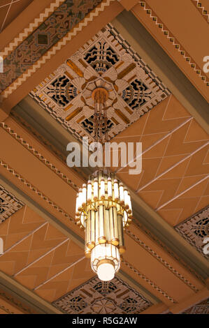 USA, Nebraska, Omaha, Omaha Union Station, Union Passenger Terminal,  First Art Deco Railroad Station Built In The USA Stock Photo