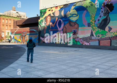 Colourful Wall Mural in Harlem, New York, USA Stock Photo