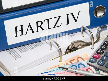 hartz iv folder with money in the office