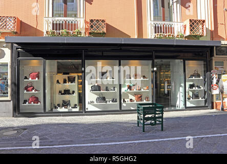 Giala leather goods shop Sorrento Stock Photo Alamy