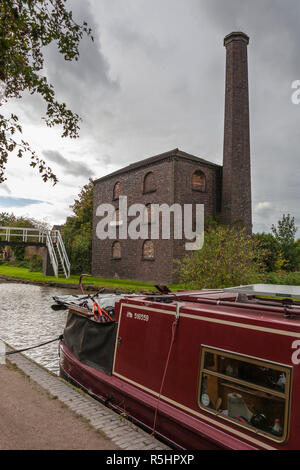 Disused engine house, Hawkesbury Engine House, Hawkesbury Junction, Coventry Canal, Warwickshire, England, UK (WOP) Stock Photo