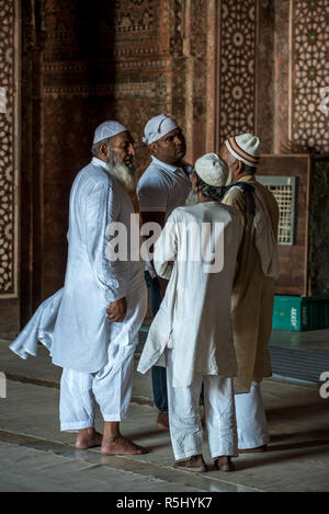 Faithful people at the Jama Masjid, Fatehpur Sikri Fort, Uttar Pradesh, India Stock Photo