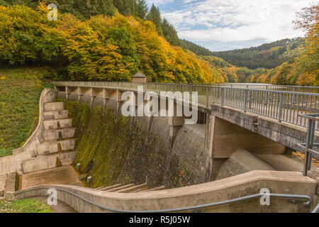 Kleine Drohn, Drohn-Talsperre or Drohntal-Dam in the uplands of Leiwen, Rhineland-Palantine, Germany, Europe Stock Photo
