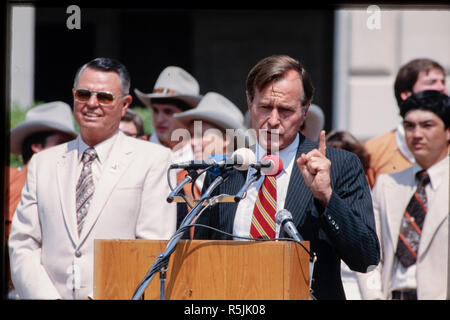 FILE 1979 : Candidate George H.W. Bush campaigns in Austin, TX, in the fall of 1979 for the Republican nomination for president. When his bid failed, he joined candidate Ronald Reagan's ticket in 1980 as vice president, and served two terms as VP under Reagan before running successfully for president in 1988. The former president passed away Nov. 30, 2018 in Houston, TX Stock Photo