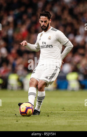 Santiago Bernabeu, Madrid, Spain. 1st Dec, 2018. La Liga football, Real Madrid versus Valencia; Francisco Alarcon, ISCO (Real Madrid) in action during the match Credit: Action Plus Sports/Alamy Live News Stock Photo