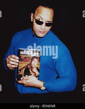 Dwayne The Rock Johnson 2000 Photo By John Barrett/PHOTOlink Stock ...