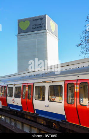 Grenfell Tower, forever in our hearts, as seen from Latimer Road underground station, London, UK Stock Photo