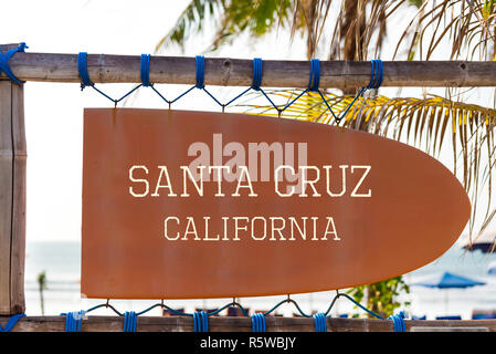 Vintage santa cruz poster hi res stock photography and images Alamy