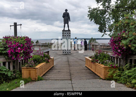 Alaska, Anchorage, Captain Cook monument Stock Photo - Alamy