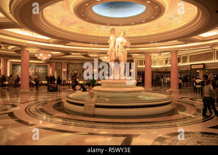 Hotel front desk hi-res stock photography and images - Alamy