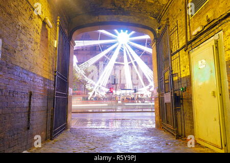 The Leeds big wheel tourist attraction which is outside Leeds Art Gallery for the festive period. Stock Photo