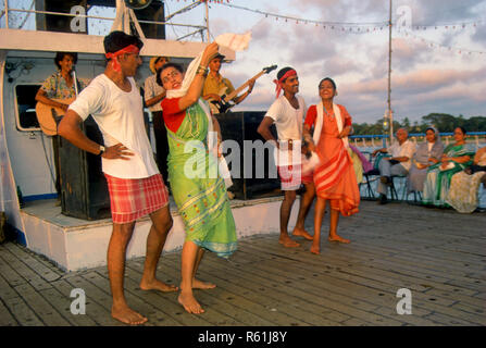 Folk dance, koli Dance, mandvi river cruse, goa, india Stock Photo