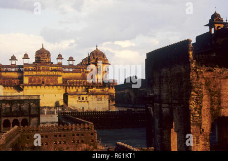 Orchha Palace at Orcha, Madhya Pradesh, India Stock Photo