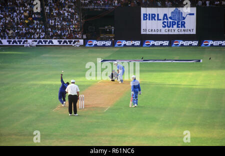 Cricket match, Wankhede Stadium, Churchgate, Marine Drive, Bombay, Mumbai, Maharashtra, India, Asia Stock Photo