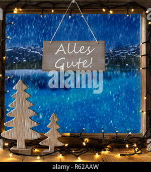 Red Feather Lakes Christmas Tree 2022 Christmas Tree, Window, Lake, Merry Christmas And A Happy 2022, Snow Stock  Photo - Alamy