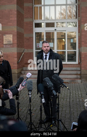 Stafford, UK. 3 December 2018. Gemma Eastwood, the sister of murdered midwife Samantha Eastwood, and Detective Inspector Dan Ison speak to media outside Stafford Crown Court. Michael Stirling was sentenced to life in prison for the murder last July. Credit: Benjamin Wareing/ Alamy Live News Stock Photo