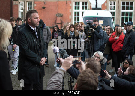 Stafford, UK. 3 December 2018. Gemma Eastwood, the sister of murdered midwife Samantha Eastwood, and Detective Inspector Dan Ison speak to media outside Stafford Crown Court. Michael Stirling was sentenced to life in prison for the murder last July. Credit: Benjamin Wareing/ Alamy Live News Stock Photo