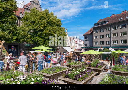 Market stalls on Niguliste at the July 2018 Medieval Days Festival in the historic Old Town, Tallinn, Estonia Stock Photo