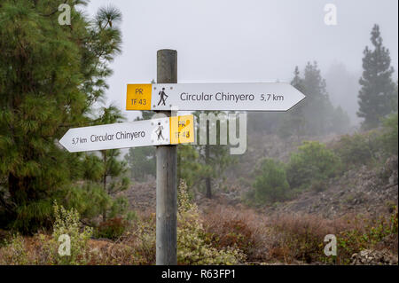 Chinyero circular hiking path sign Stock Photo