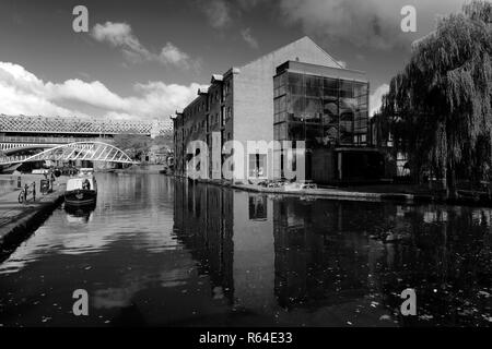 The Merchants' Warehouse on the Bridgewater Canal, Castlefield, Manchester, Lancashire, England, UK Stock Photo