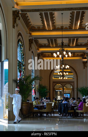 Afternoon High Tea at the Peninsula Hotel, Hong Kong CN Stock Photo