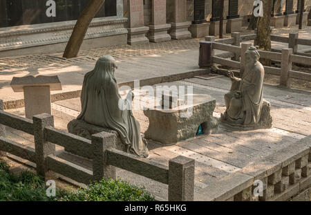 Confucius in discussion with Lao Tze at Laoshan near Qingdao Stock Photo